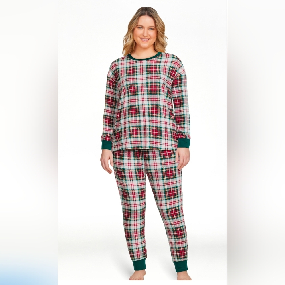 Festive Plaid Women's Pajama Set